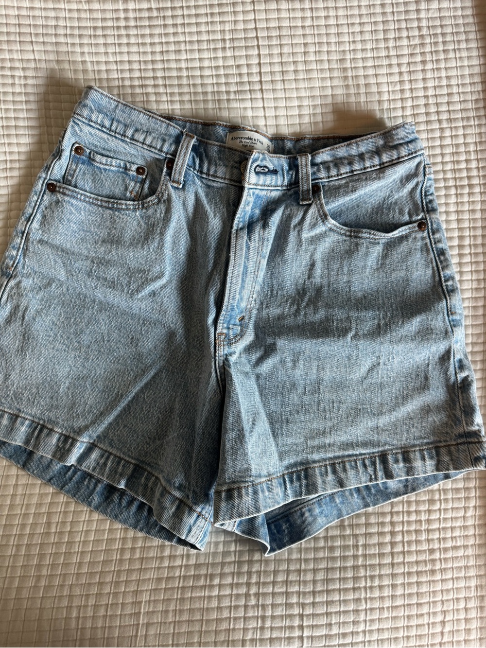 Abercrombie & Fitch high rise dad shorts